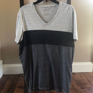 Men’s Guess Tee, Size Large